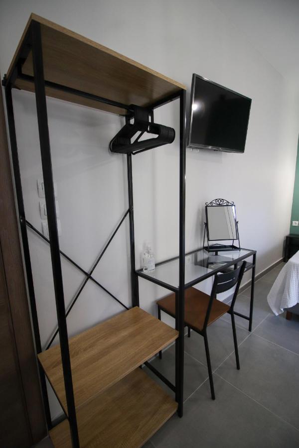 La Casa De Profesor 3 Apartment Kalampáka Luaran gambar